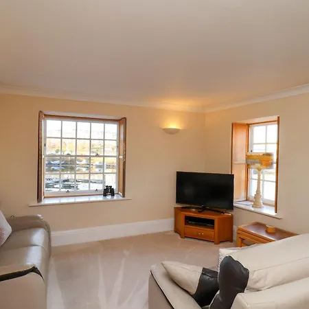 5 Old Sail Loft * 휫비