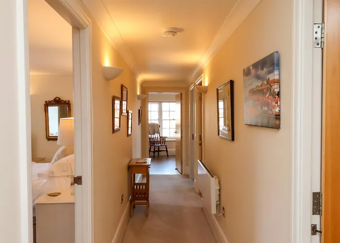 5 Old Sail Loft * Whitby